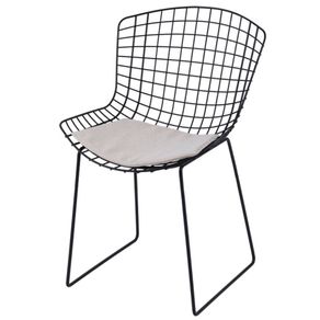 Cadeira-Bertoia-Linha-Industrial-Daf-Moveis-em-Aco-Almofada-em-Linho-Bege-Base-Preto